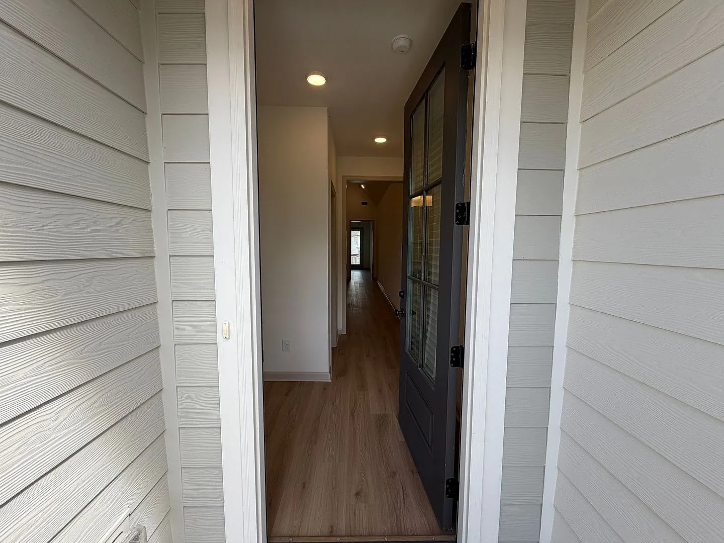 NEW 2 bed, 2 bath Townhome in Firefly! — Photo 4