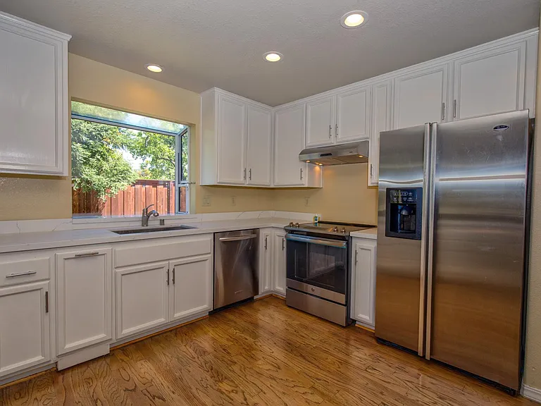 3800 Sheffield Cir — Photo 14