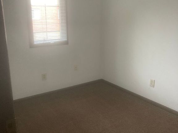 5th image of 1500-1516 W Market St #1500-04D