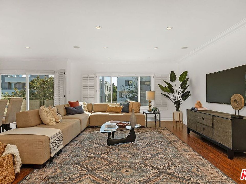 1st image of 1828 Holmby Ave APT 204