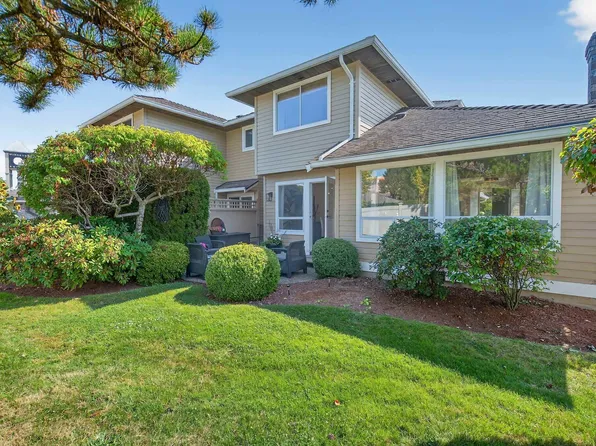 15121 19th Ave #116, Surrey, BC V4A 8J4