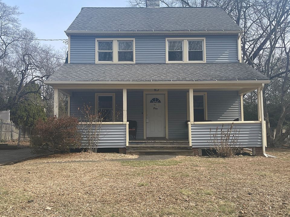1st image of 1924 Stratfield Road