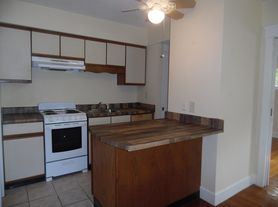 988 County St, Fall River, MA