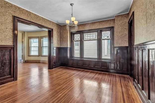 1st image of 633 W Delavan Ave