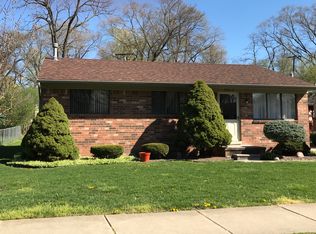 34318 Richland St, Livonia, MI 48150