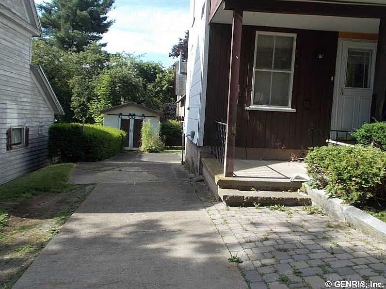 2nd image of 56 Ravine St