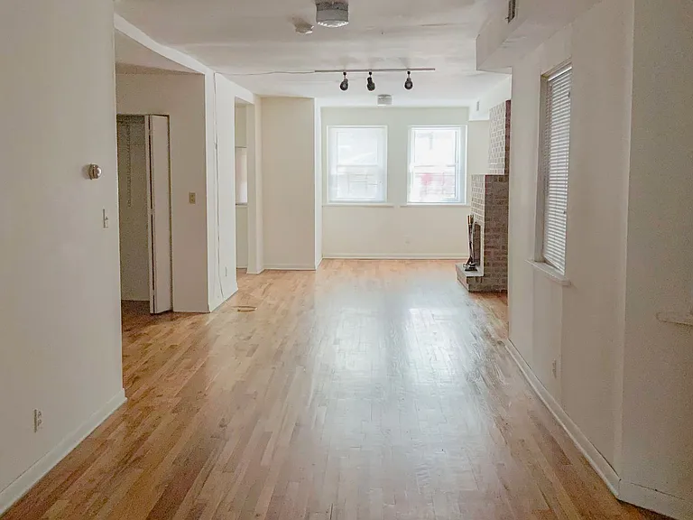 2600-10 N. Racine / 1206-10 W. Wrightwood — Photo 10