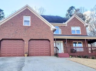 1352 Hearthstone Way NW, Acworth, GA 30102