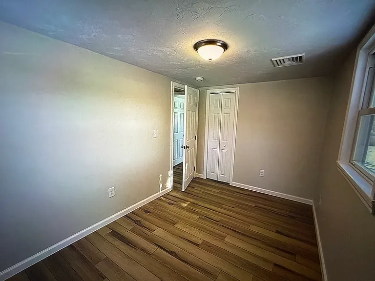 113 Paula Cir #1 — Photo 13