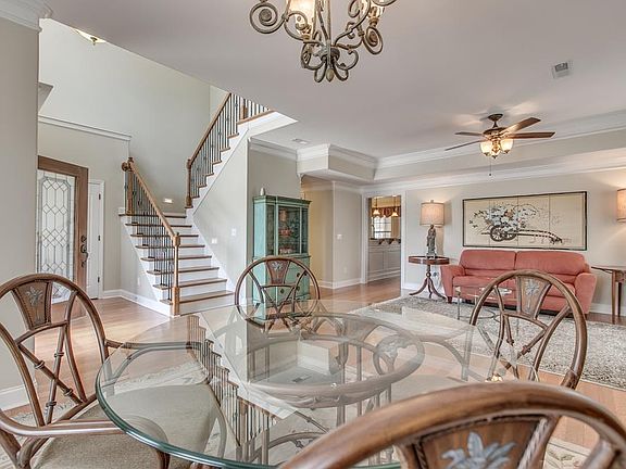 4th image of 435 Tessa Ct