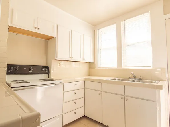 4320-4336 NE 57th Skidmore #5717-5723, Portland, OR 97218