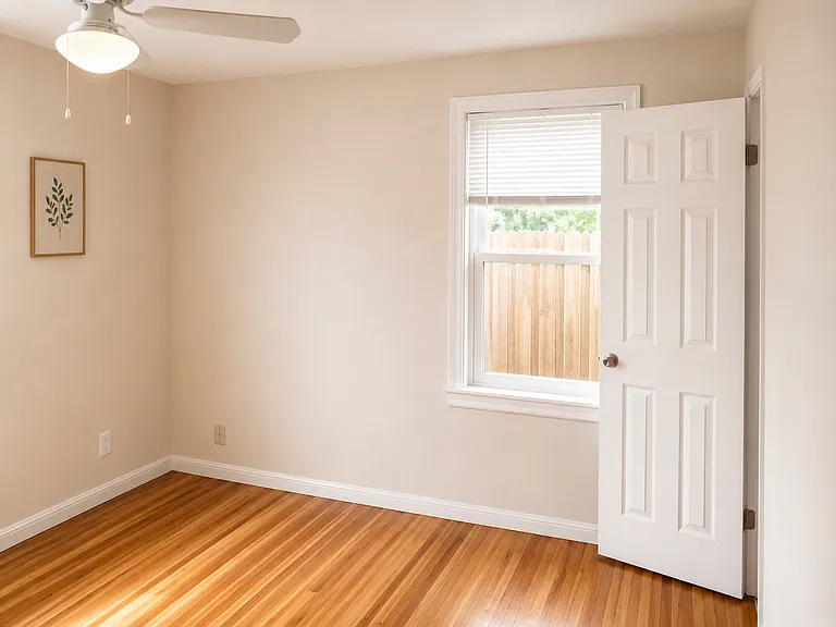 1181 Newark St — Photo 10