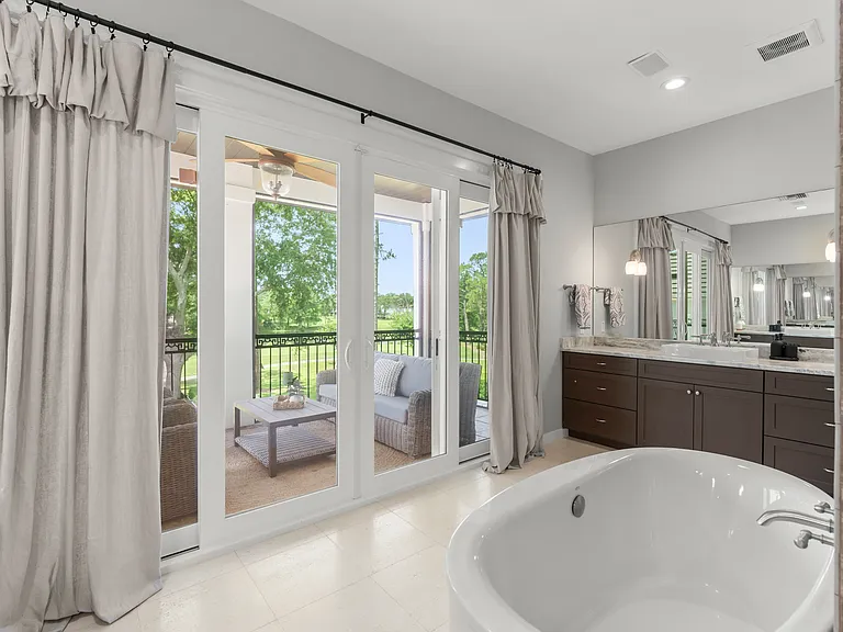 9720 Covent Garden Dr — Photo 35