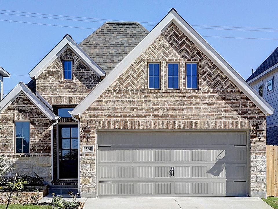 1st image of 1560 Alsatian Avenue