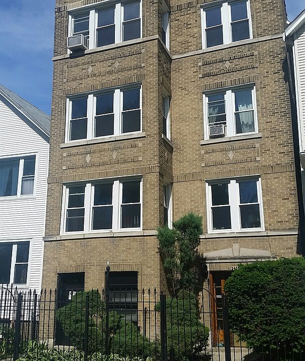 1st image of 2439 N Francisco Ave #2