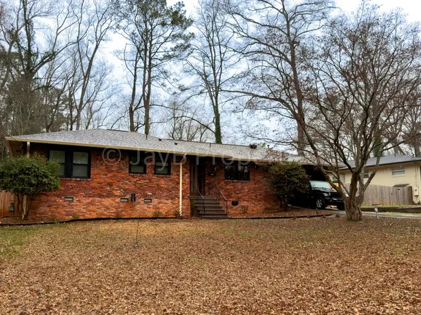 3169 Cloverhurst Dr, East Pt, GA 30344