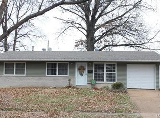 1210 Bluefield Dr, Florissant, MO 63033