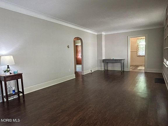 5th image of 1214 Ellis Ave