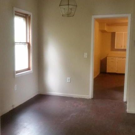 3rd image of 329 W Southern Ave