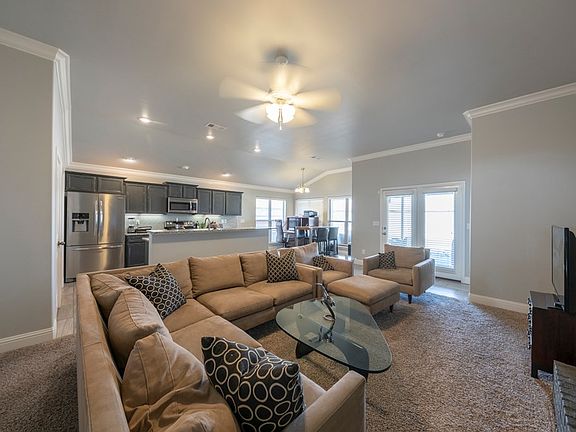 5th image of 6714 Cowboy Dr