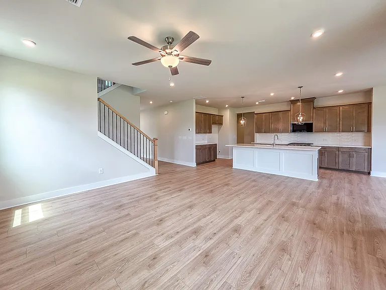 663 Dugout Dr — Photo 16