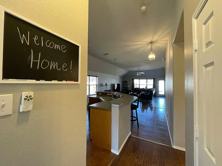 9120 Bedford Ln — Photo 4