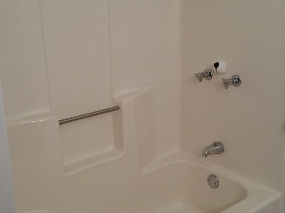 3rd image of 209 Stacy Dr