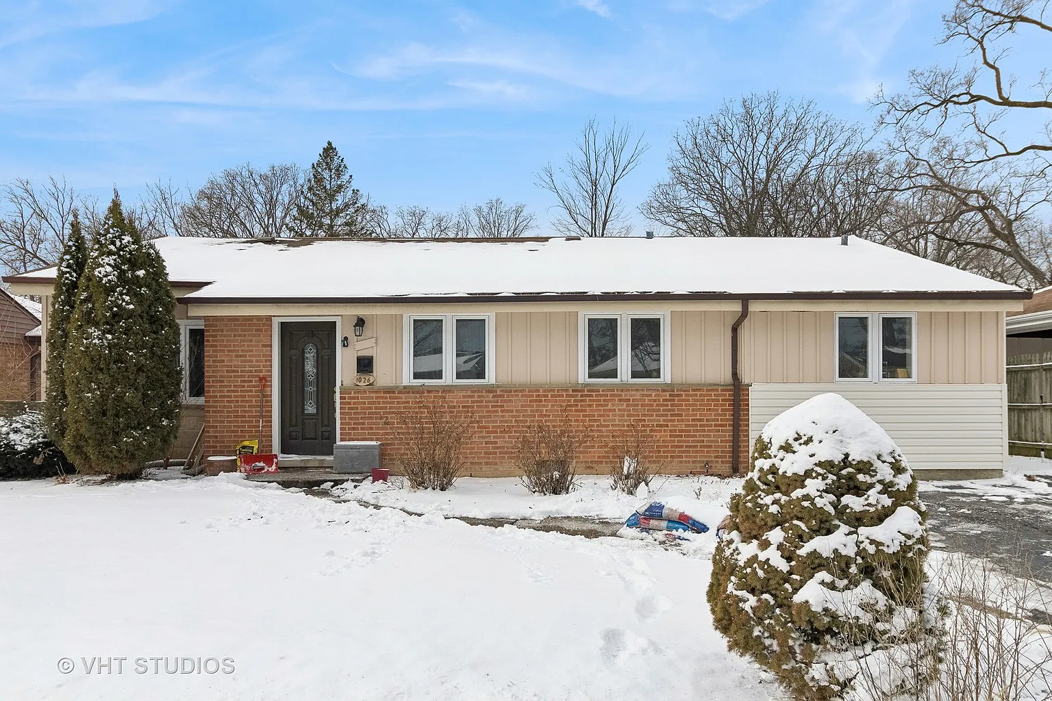 1026 Longaker Rd photo 1