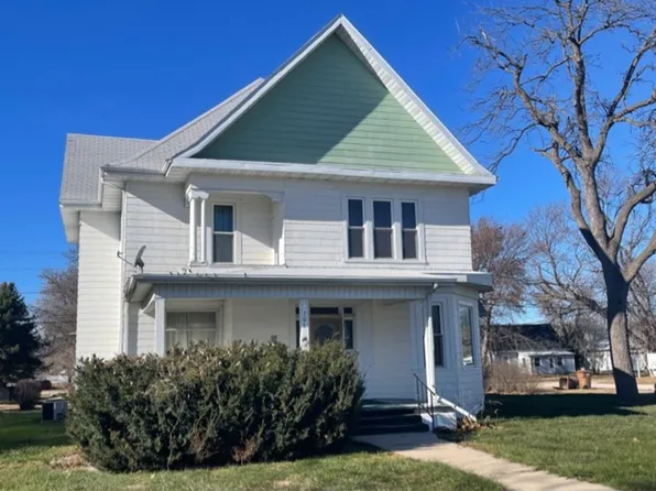 705 6th Ave #3, Fairmont, NE 68354