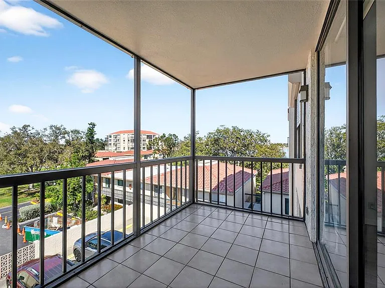 6218 Palma Del Mar Blvd S #405 — Photo 19