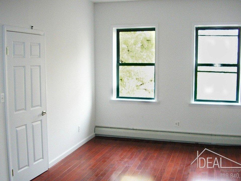 1st image of 224 Montrose Ave