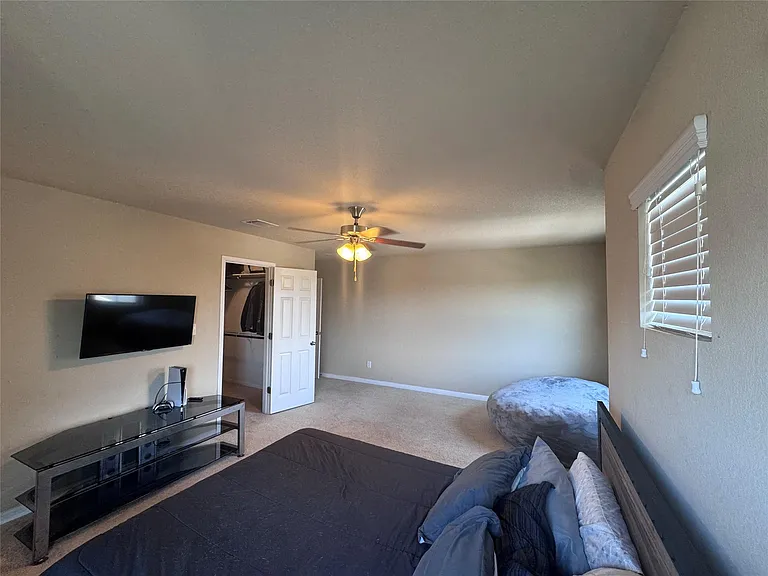 321 Callahan Ln — Photo 29