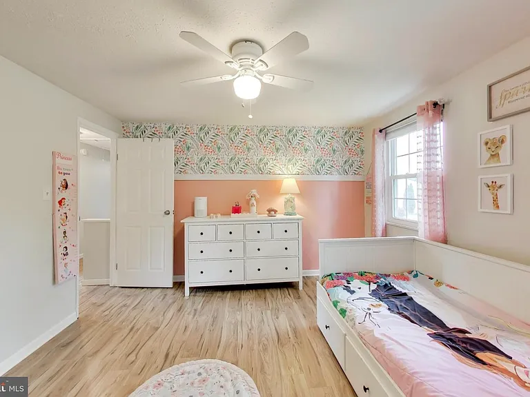 5932 Peregrine Dr — Photo 18