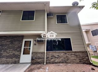 56 E 13th St, Waconia, MN 55387