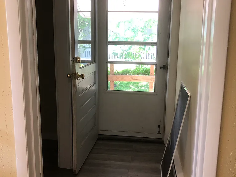 130 Court St #4 — Photo 6