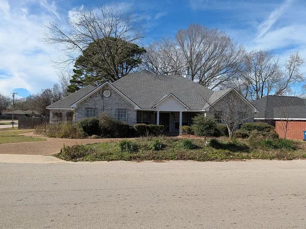 11109 Stuart St, Brownsboro, TX 75756