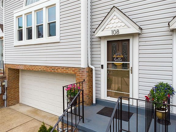 3rd image of 108 Abbey Ln