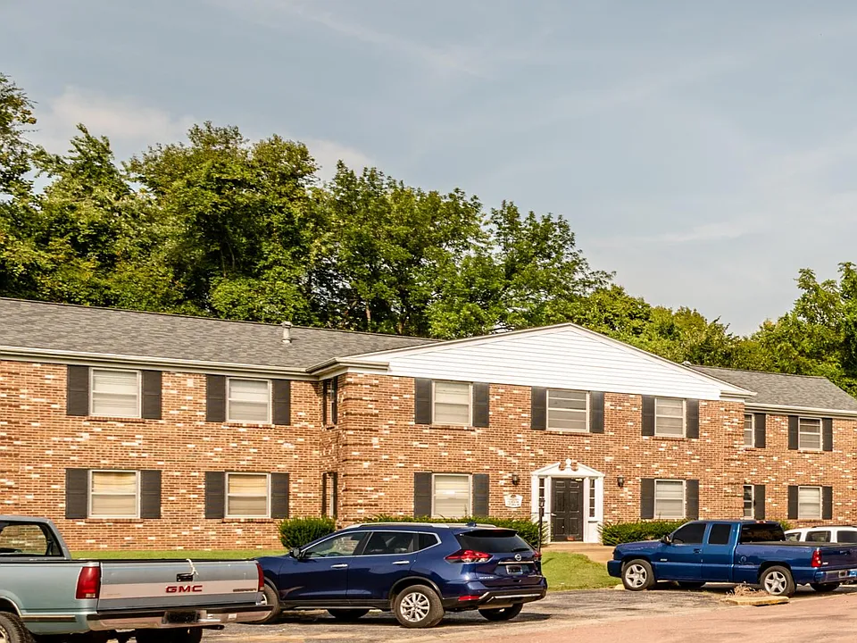 19 Regency Ct #19