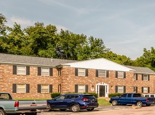 20 Regency Ct #20, Belleville, IL 62223