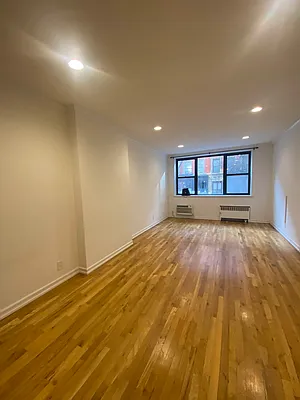 Rented by Aimee Grodanz, LREB | media 7