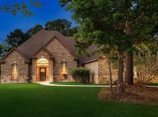 15636 Connie Ln, Montgomery, TX 77316