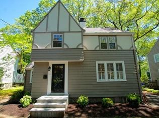17 Arlington Rd, Melrose, MA 02176
