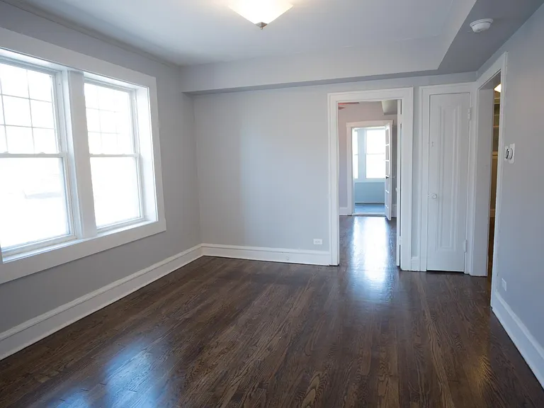 3051 N Troy St #1 — Photo 5