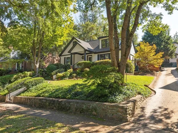 809 Crestridge Dr NE, Atlanta, GA 30306