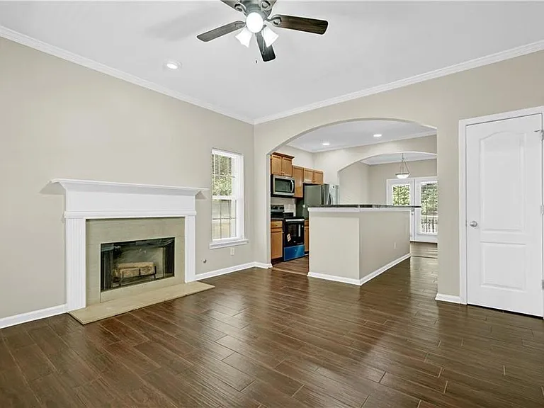 1477 Akridge St NW — Photo 2