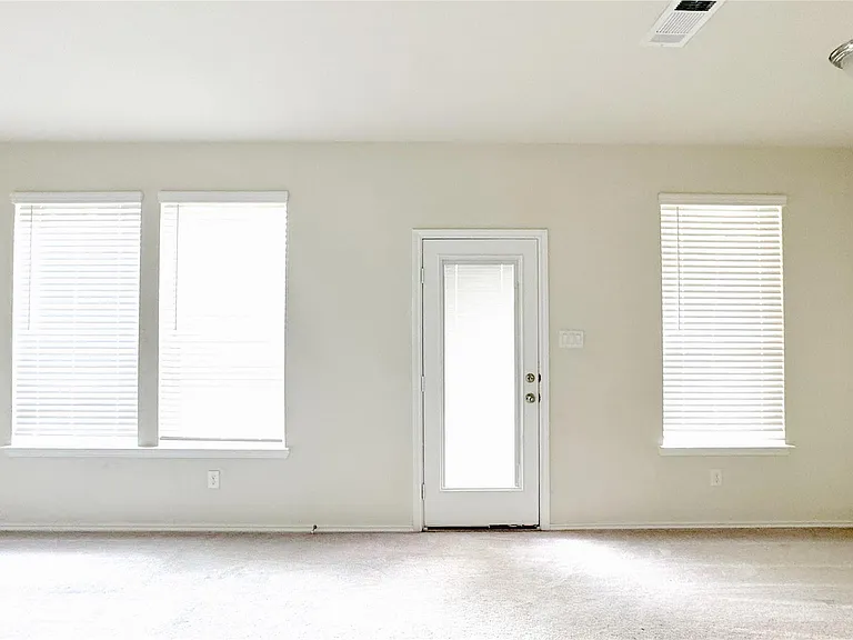3123 Yukon Trace Dr — Photo 4