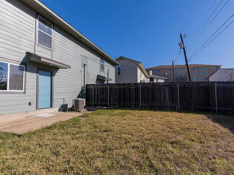 319 Rawhide Loop — Photo 28