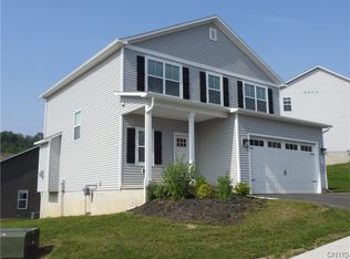 514 Chenango Hill Dr, Hamilton, NY 13346