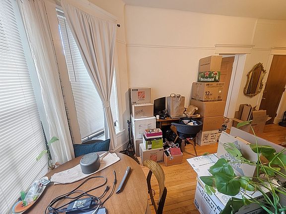 5th image of 3813 N Wilton Ave APT 1A