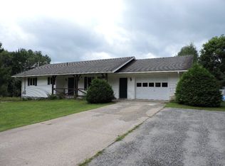 64 Lakeview Ave, Tupper Lake, NY 12986
